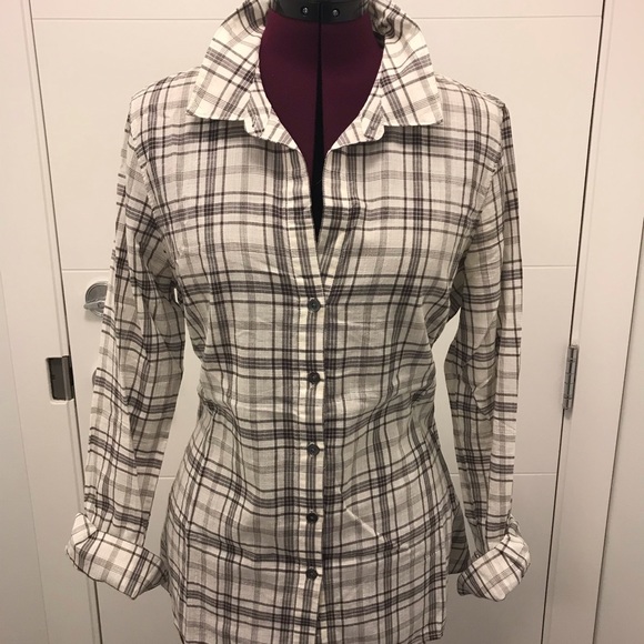 James Perse Tops - James Perse Button Down Blouse James Perse Tops - James Perse Button Down Blouse